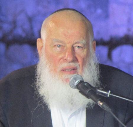 "אמרתי: 'אני צריך ללמוד בישיבה". הג"ר יהושע צוקרמן זצ"ל